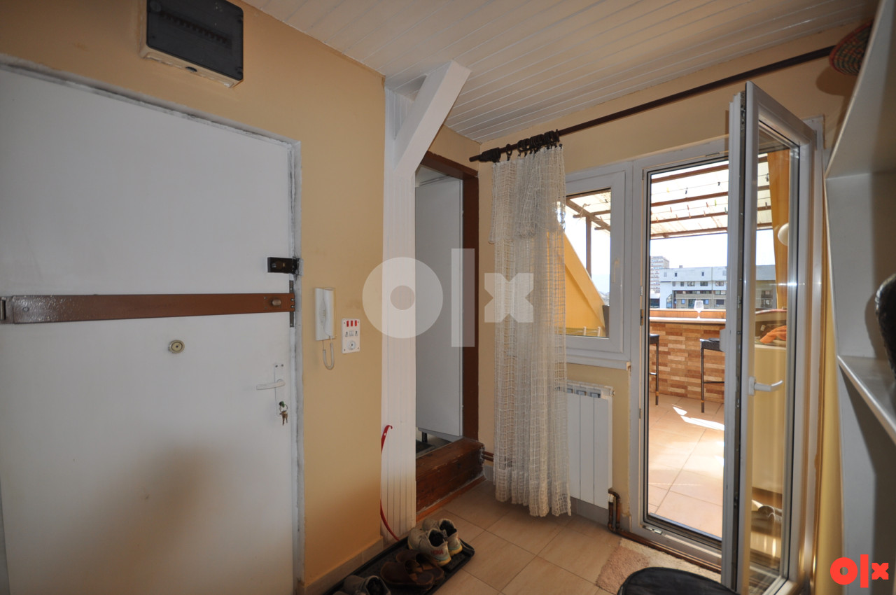 Trosoban stan Marijin Dvor- Centar 12