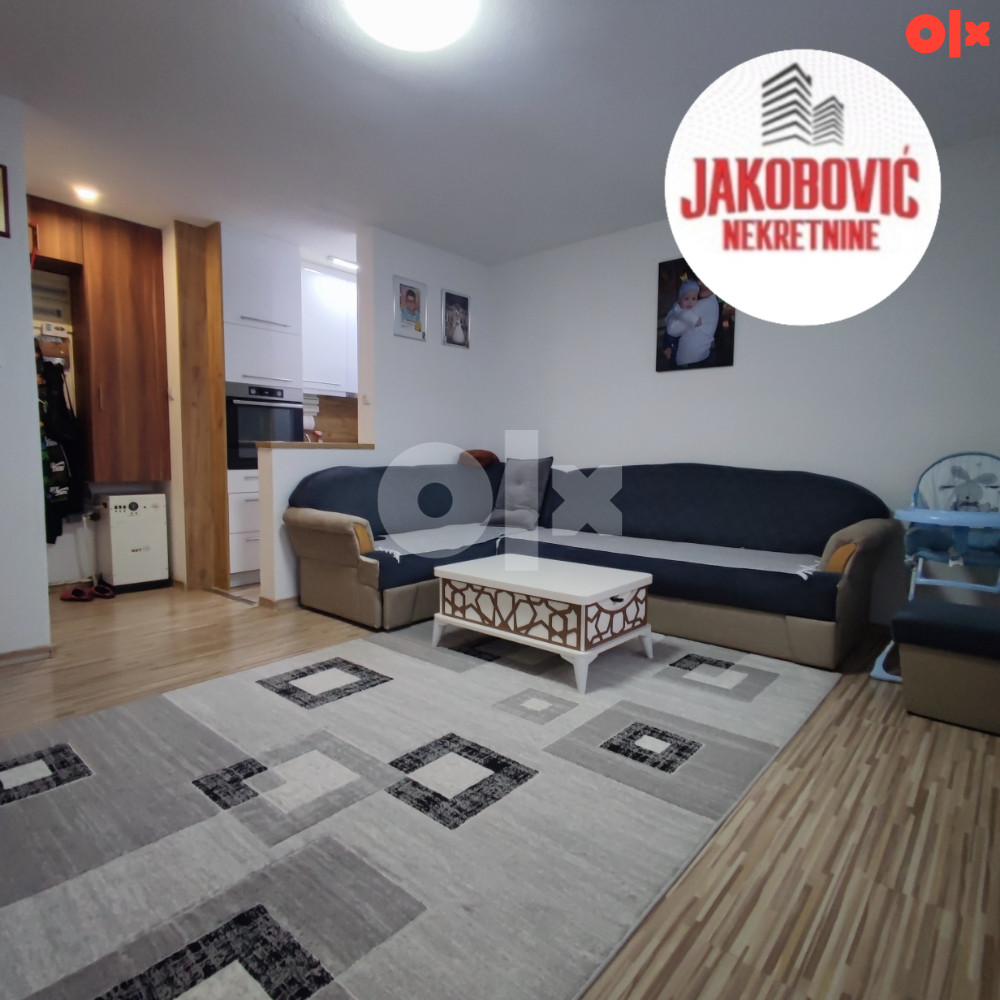 Namješten trosoban stan 60m2 centar grada 2