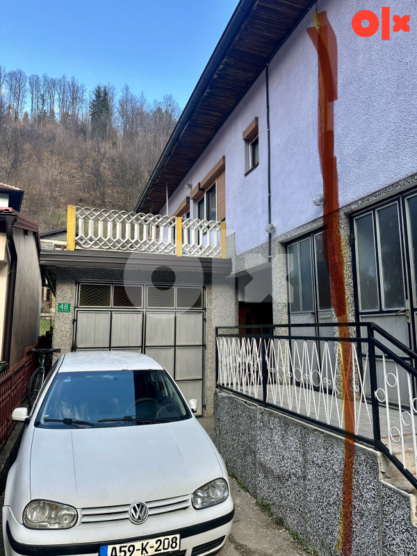 Kuća Fojnica  1/1 vlasništvo Prodaja  Izdavanje 3