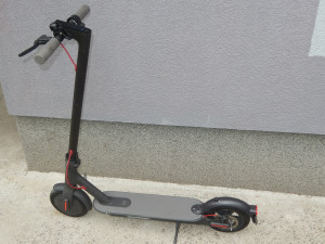 Mi Electric Scooter M365 Pro / romobil