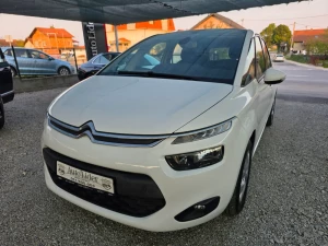 Citroen C4 Picasso 1.6HDI 88kW Uradjen veliki servis Spacetourer