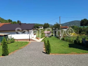 Vikendica Trnovo -Kijevo sa 2635m2 Zemljišta