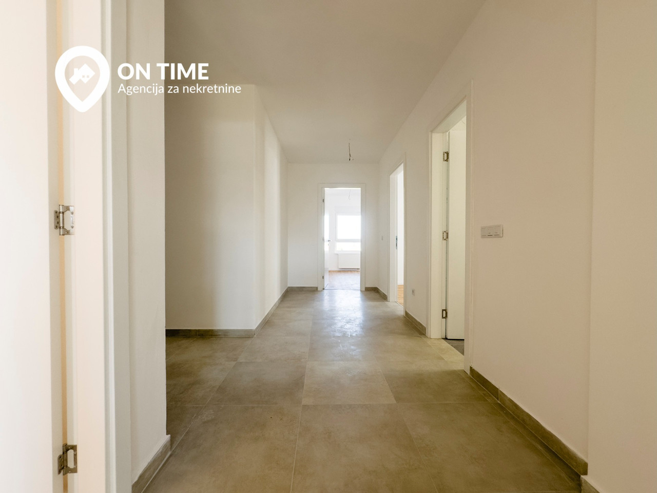 ON TIME prodaje: Četvorosoban stan, Sarajevo - Dobrinja 11