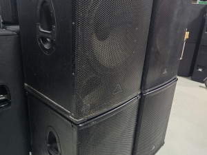 Bas binovi Behringer eurolive b1800x pro 4kom