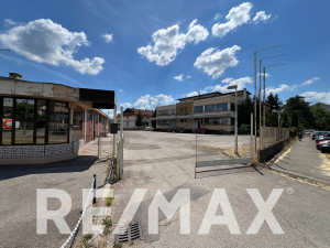Poslovni prostor 595m2, Budžak, veliki parking 20+ mjesta