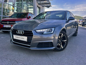 Audi A4 Limousine 30 TDI Stronic