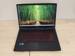 MSI Katana FG76 i5-12500H; 48GB RAM; RTX 3050; 144Hz 17,3''