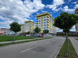 Četverosoban Stan 76m2 Istočno Sarajevo Najam