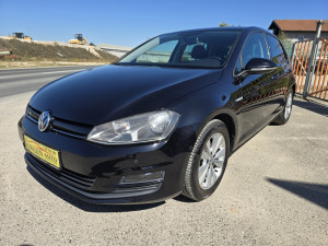 Volkswagen Golf 2014 1,6 TDI 81KW NAVI ALU MF PARK ASISTENT
