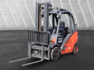 Viličar Linde H30 D EVO Triplex Diesel 3000kg 2017