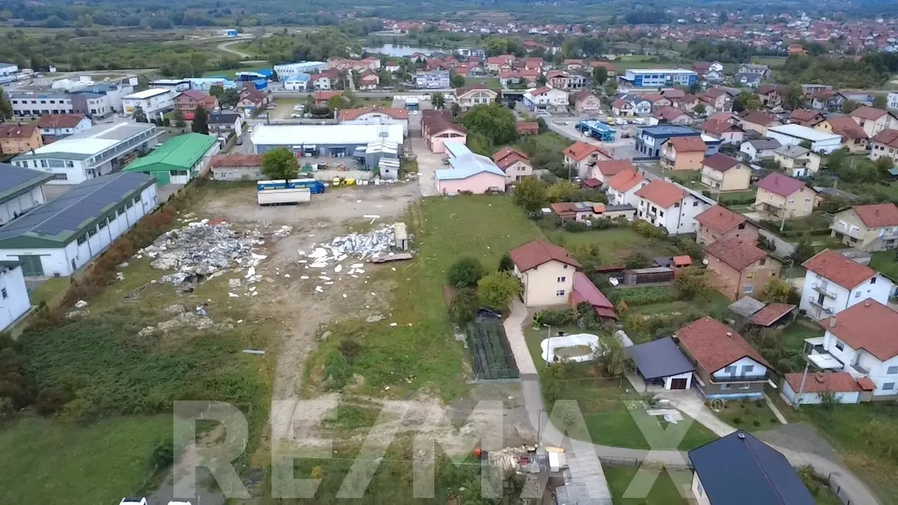 Na prodaju 4 placa u Trnu 431-530 m2 - idealno za porodične kuće 2
