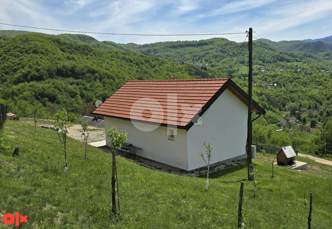 Vikendica  Kijevo Trnovo sa 2300m2 zemljišta