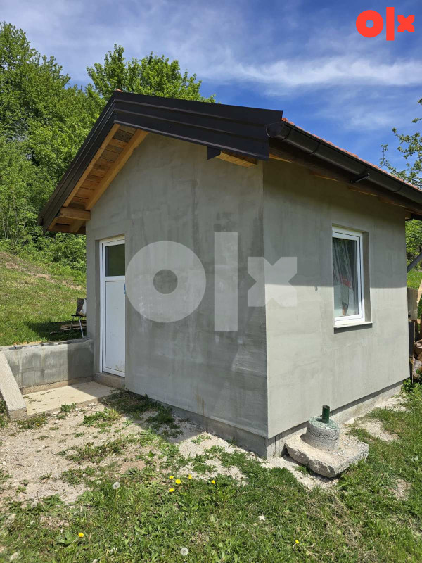 Vikendica  Kijevo Trnovo sa 2300m2 zemljišta 8