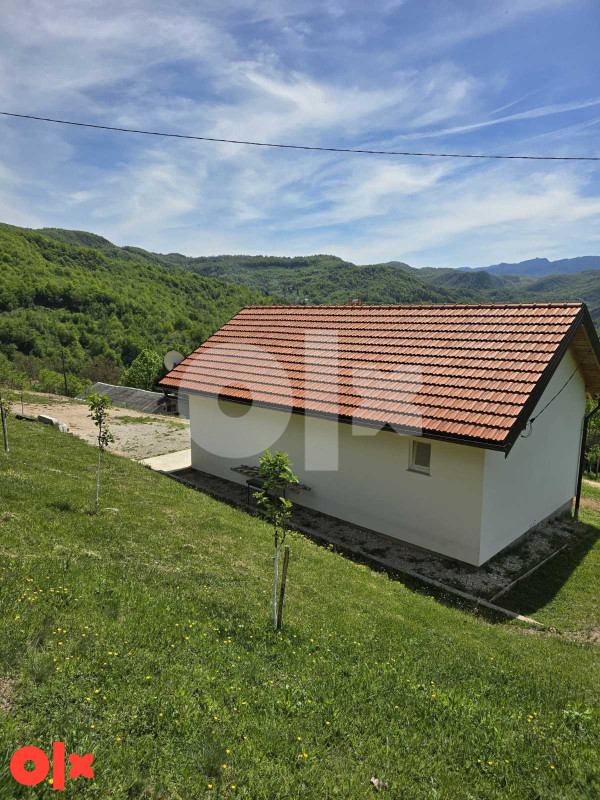 Vikendica  Kijevo Trnovo sa 2300m2 zemljišta 11