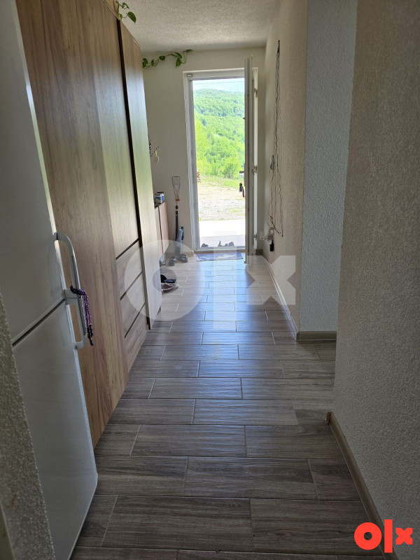 Vikendica  Kijevo Trnovo sa 2300m2 zemljišta 12