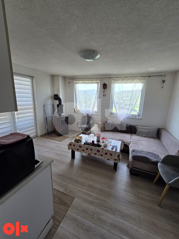 Vikendica  Kijevo Trnovo sa 2300m2 zemljišta 4