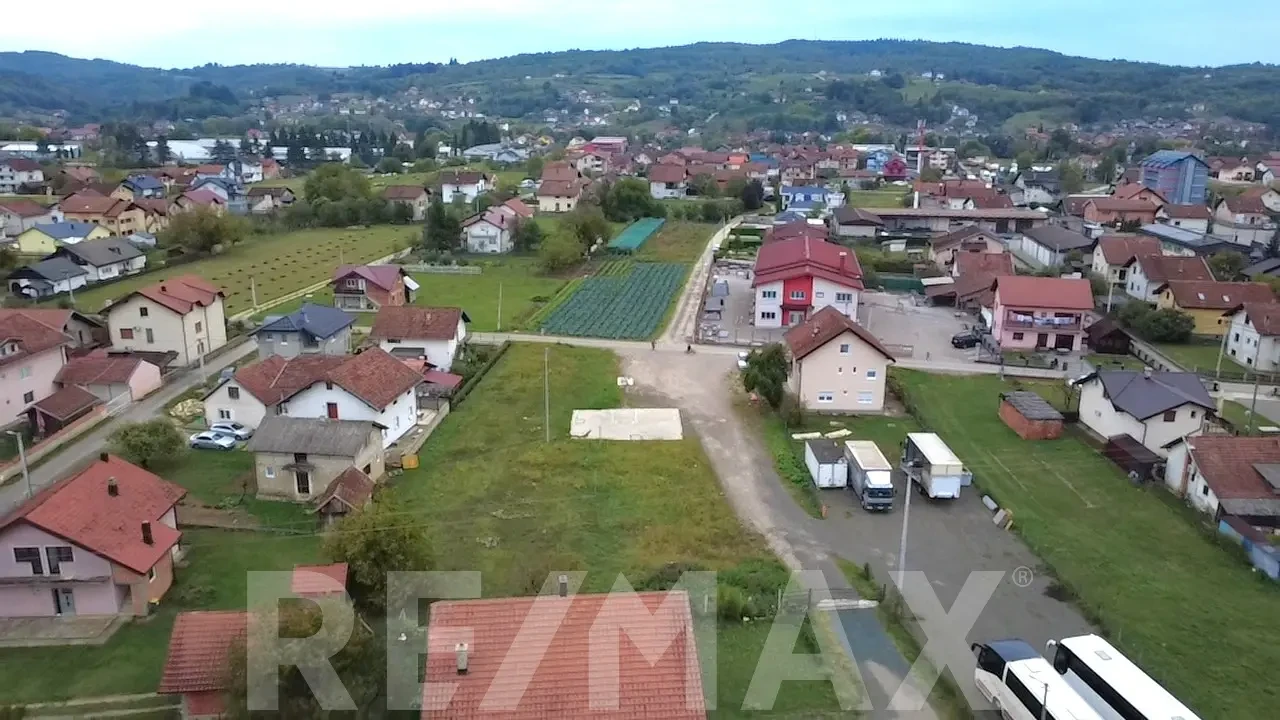 Atraktivno zemljište u Trnu - 1.000 m2 + susjedni plac 1.337 m2 2