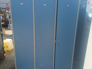 METALNI GARDEROBNI ORMAR