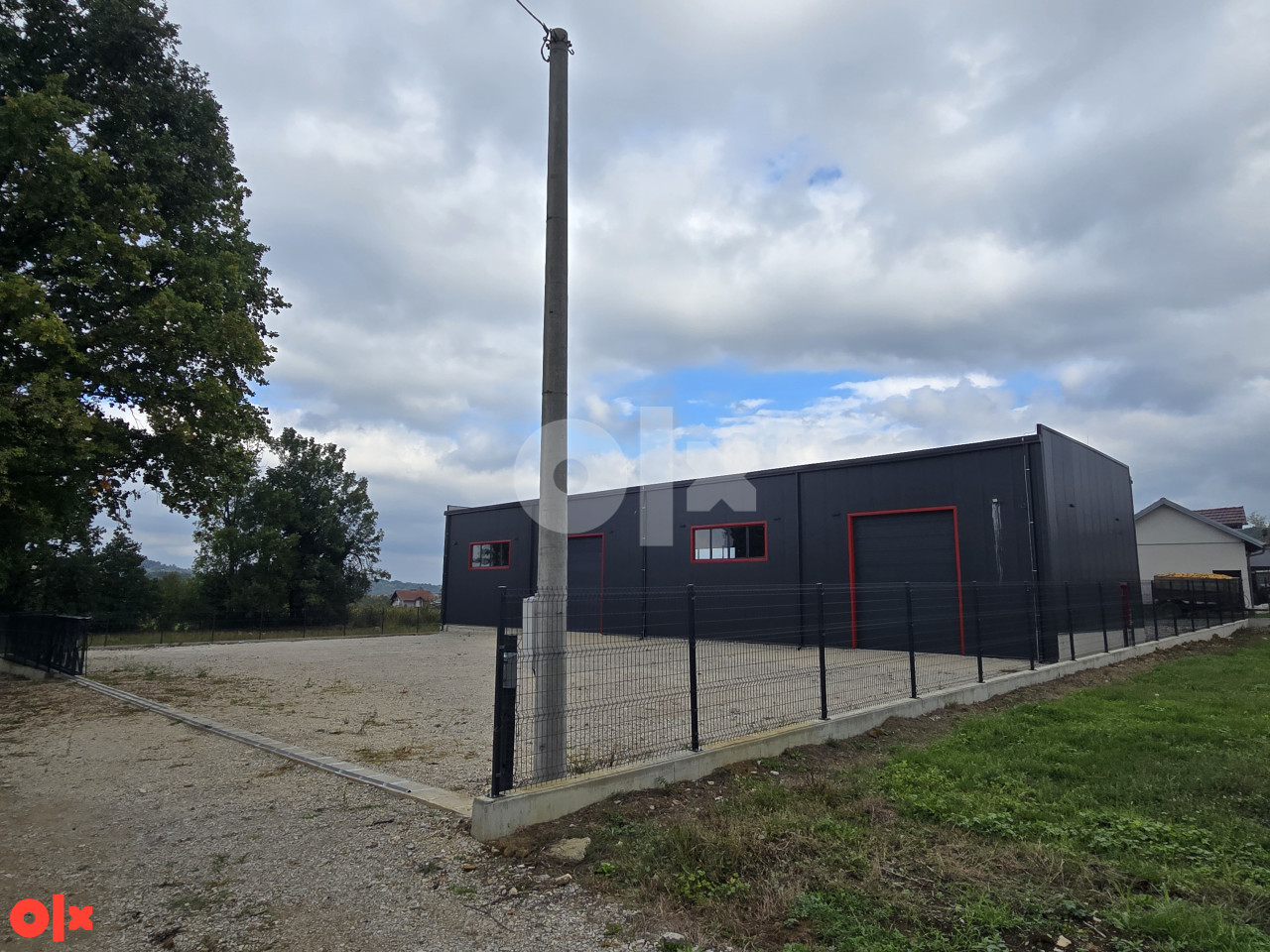 Poslovni prostor Srebrenik 396m2 2
