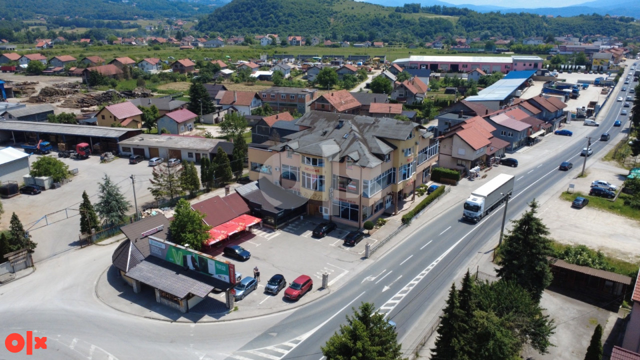 POSLOVNI PROSTOR/  VITEZ / STARA BILA /MAGISTRALNI PUT 400m2