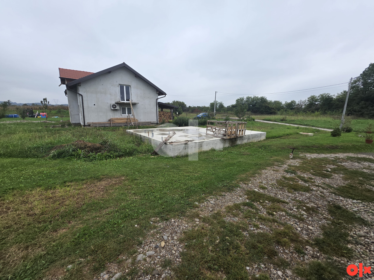 Zemljište Laktaši sa novim temeljom