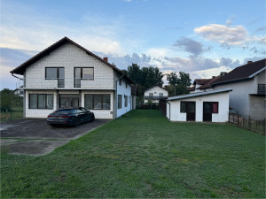 Kuca Lokal Poslovni Stambeni Prostor Bijeljina/Hase