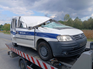 Wv caddy 2.0 sdi 51 kw klima bih papiri - dijelovi