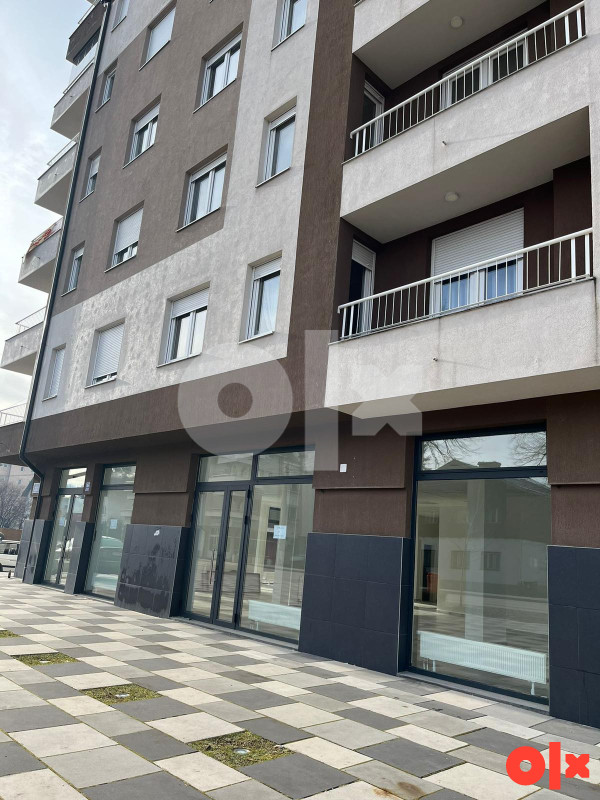 Poslovni prostor Pale 208m2 2