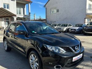 Nissan Qashqai 1.2 Benzin Kamera 360' Navigacija Panorama