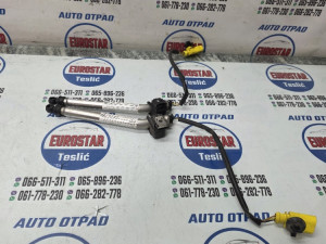 8w6823823 ispaljivaci prednje haube audi a5 2018 es9274