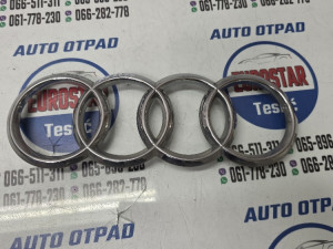 ZNAK PREDNJEG BRANIKA AUDI A3 2014 ES62