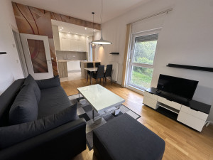 Stan/Centar/ Pionirska Dolina/NAMJESTEN/ 67m2