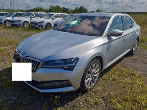 ŠKODA Superb 2.0 DSG 200ks 4x4 "L&K" LED Kam 360 Koža Full