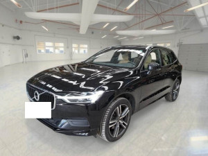 VOLVO XC60 2.0 B5 235ks 4x4 "Momentum" Full LED Kam Koža Alu 20"