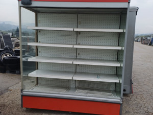 RASHLADNA VITRINA DETROIT