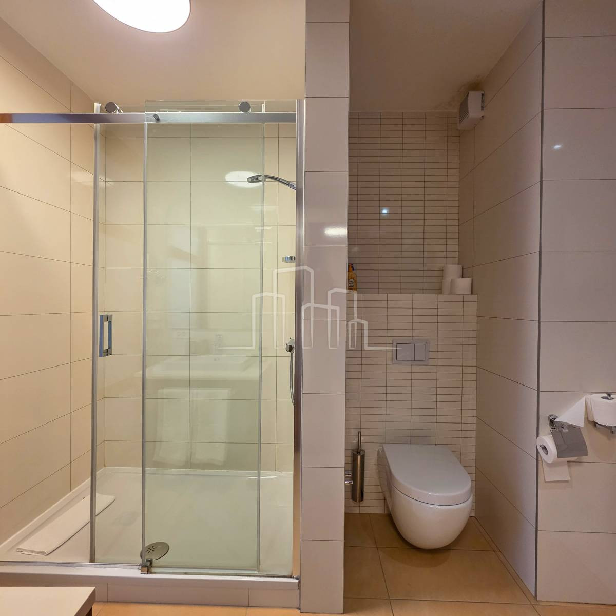 Opremljen apartman 52m2 sa 2 balkona Jahorina na prodaju 4