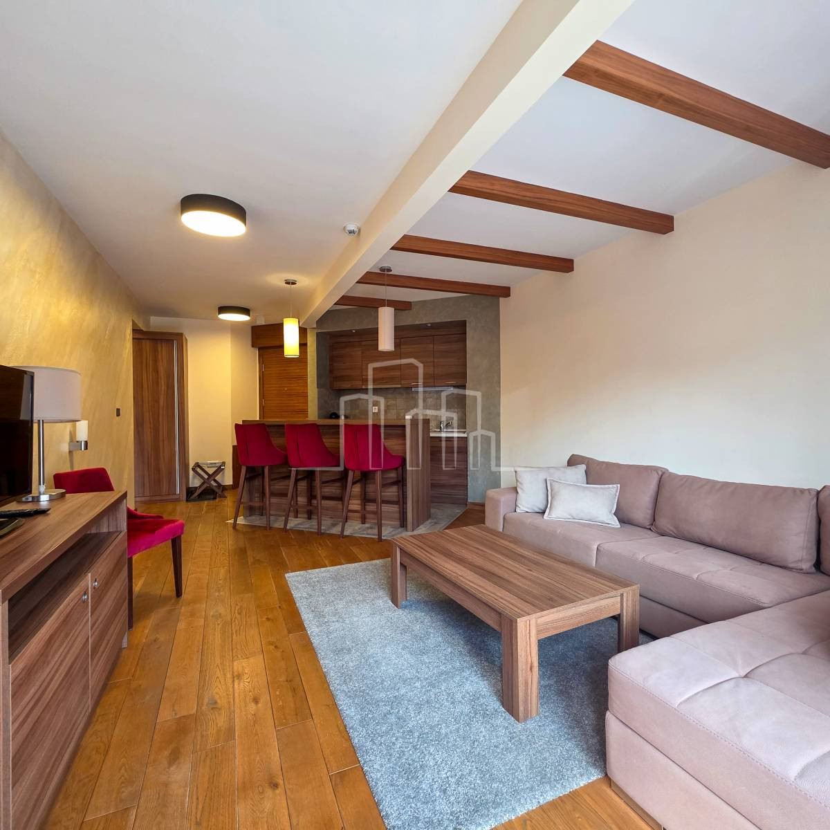 Opremljen apartman 52m2 sa 2 balkona Jahorina na prodaju 10