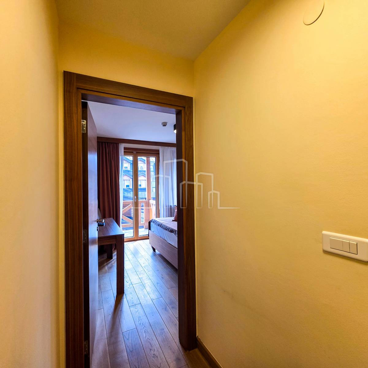 Opremljen apartman 52m2 sa 2 balkona Jahorina na prodaju 13