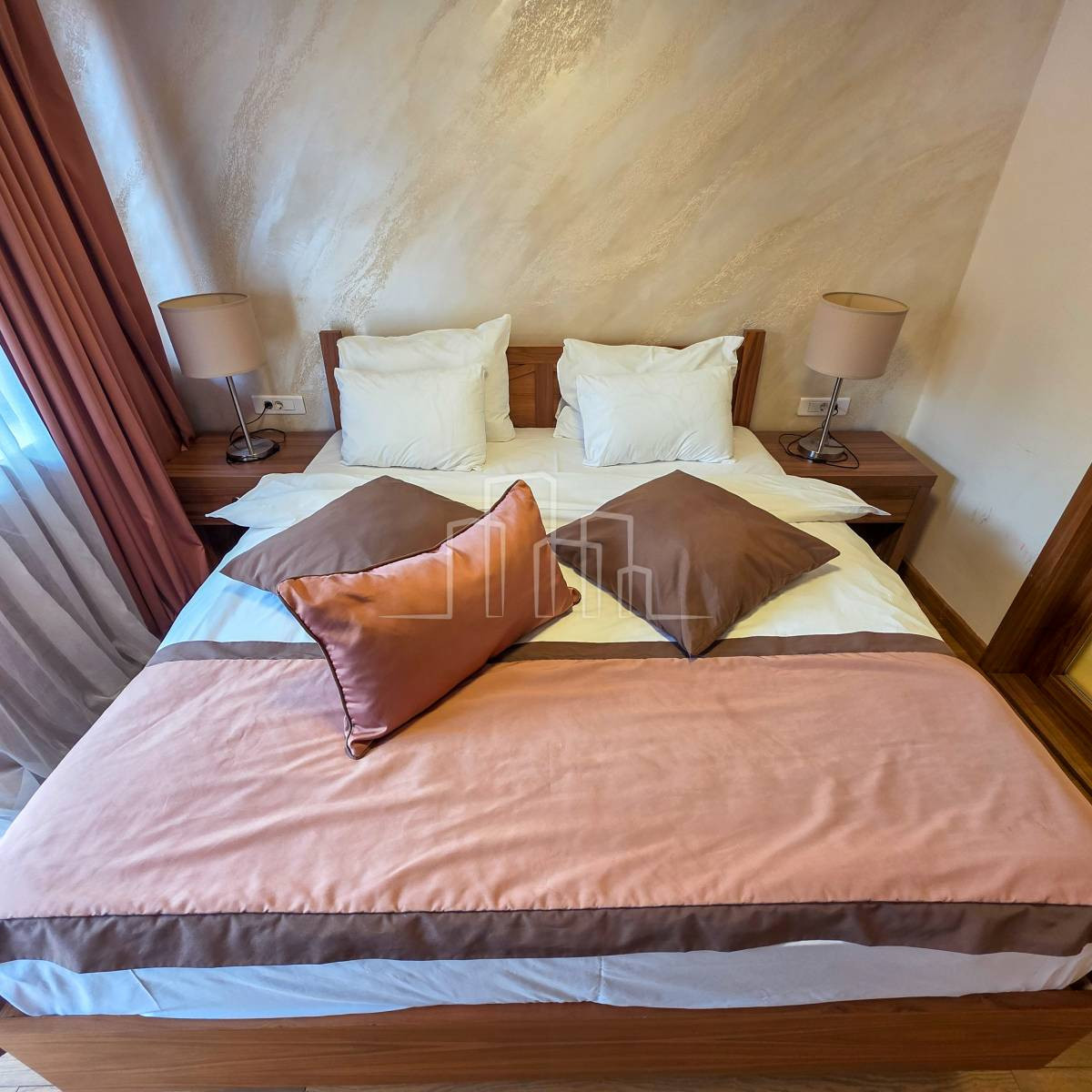 Opremljen apartman 52m2 sa 2 balkona Jahorina na prodaju 17