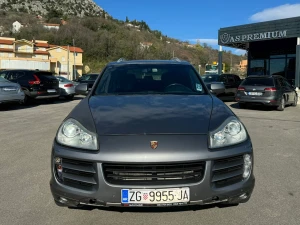 Porsche Cayenne S 4.8 Turbo V8 385 KS 2008 HR TABLE