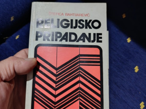 Religisko pripadanje Behtijarevic (tavus)