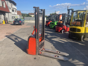 VILJUSKAR ELEKTRO PALETAR LINDE 1000kg