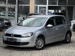 Volkswagen Golf 2.0 TDI 2009 Godina !