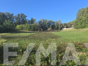 Prodaja ravnog odličnog zemljišta Glamočani