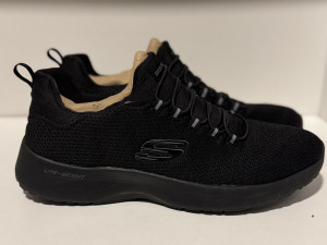 Skechers patike 46