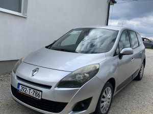 Renault Grand Scenic 2009