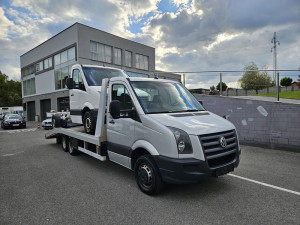 Volkswagen Crafter 2.5 TDI slep sluzba