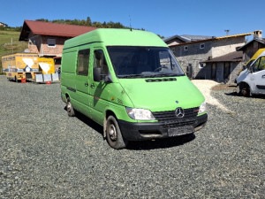 DIJELOVI ZA MERCEDES SPRINTER 2.2 CDI 2005 GOD DIJELOVI
