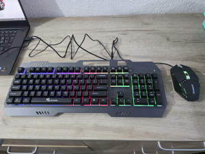 Gaming set mehanička  tastatura i miš RGB , JX-KT555