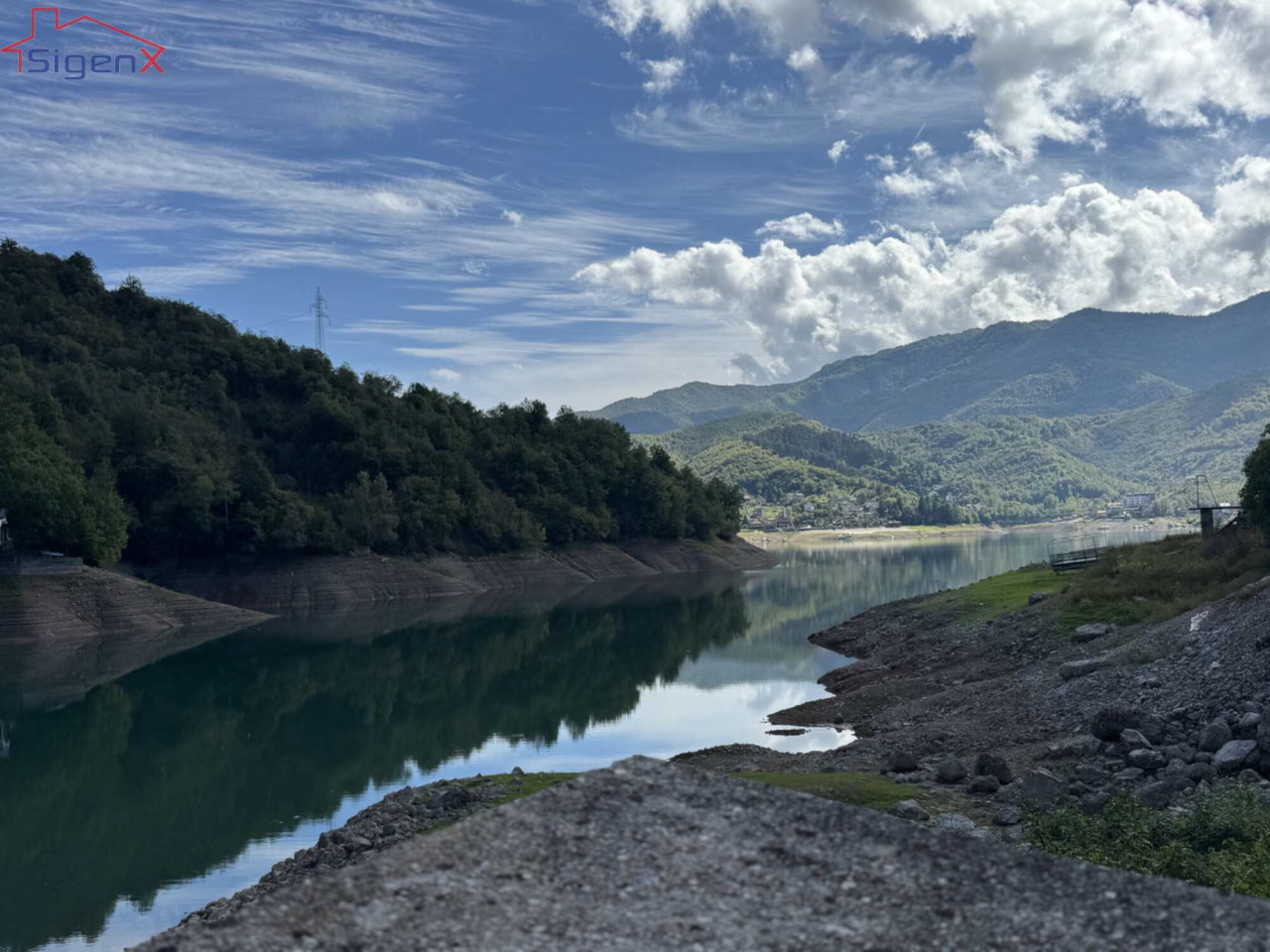 Jablaničko jezero/ prvi red uz obalu/ Glodnica/ Ostrožac/ Mrakovo 2